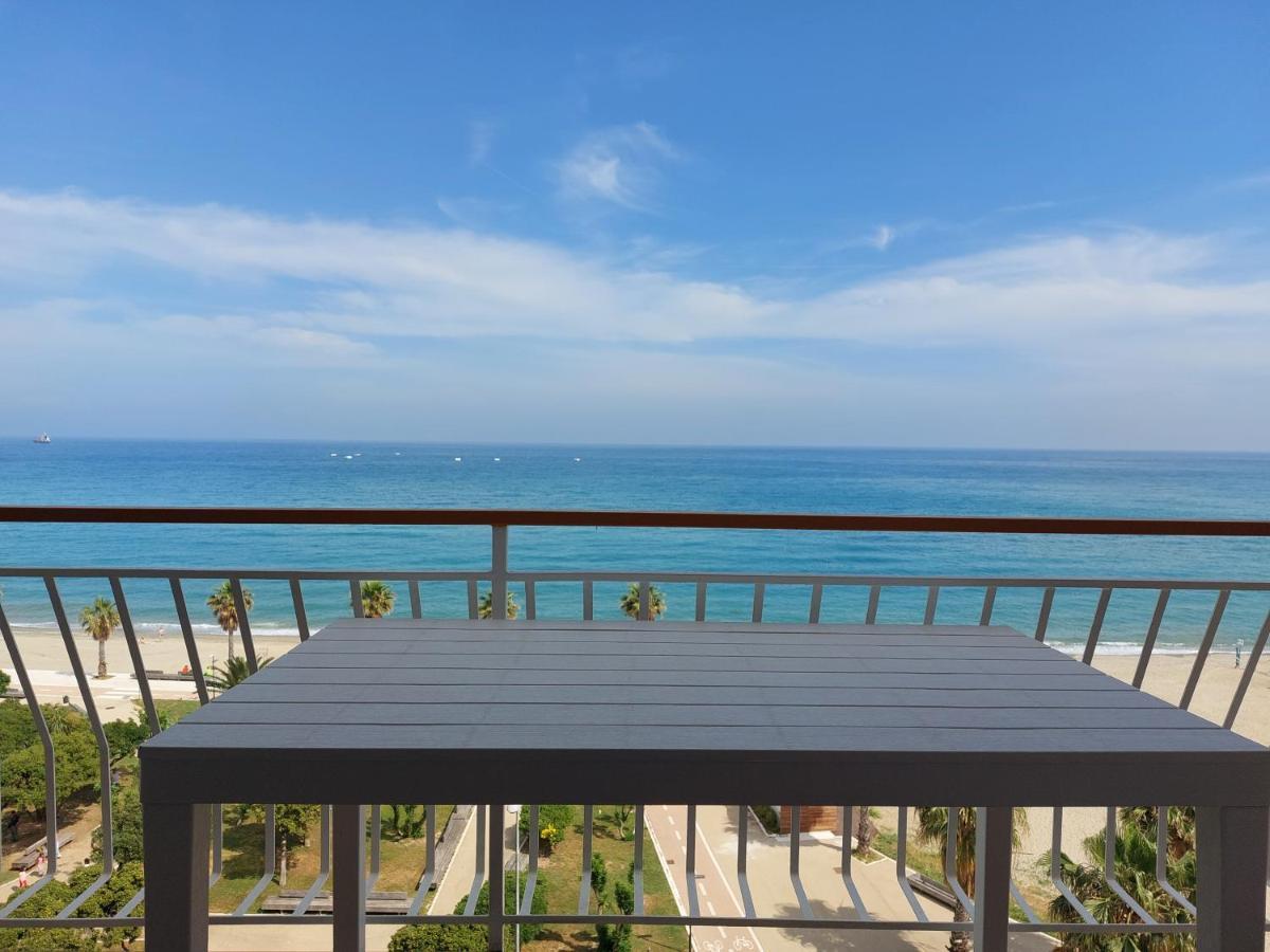 Maremare, Really On The Beach, With Private Parking Savona Luaran gambar