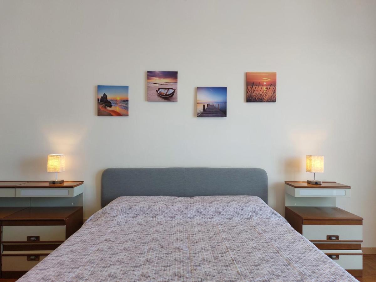 Maremare, Really On The Beach, With Private Parking Savona Luaran gambar
